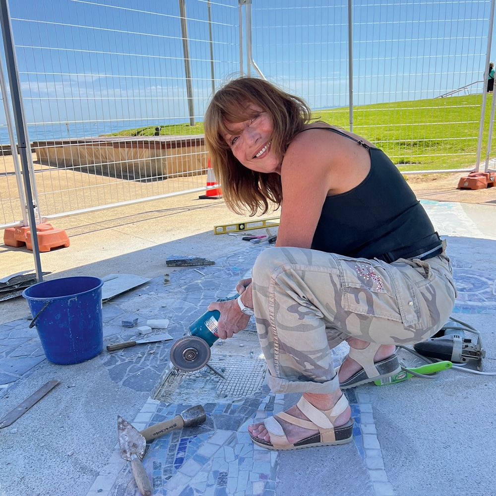 Artist restores stunning Frankston mosaic